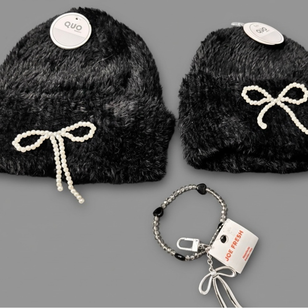 NWT Set of 2 soft Hats + Bracelet/Key Chain